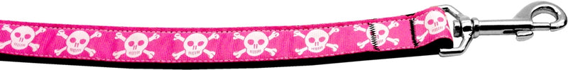 This 3/8" wide, 6 foot long leash is made of durable nylon with a high quality ribbon overlay.