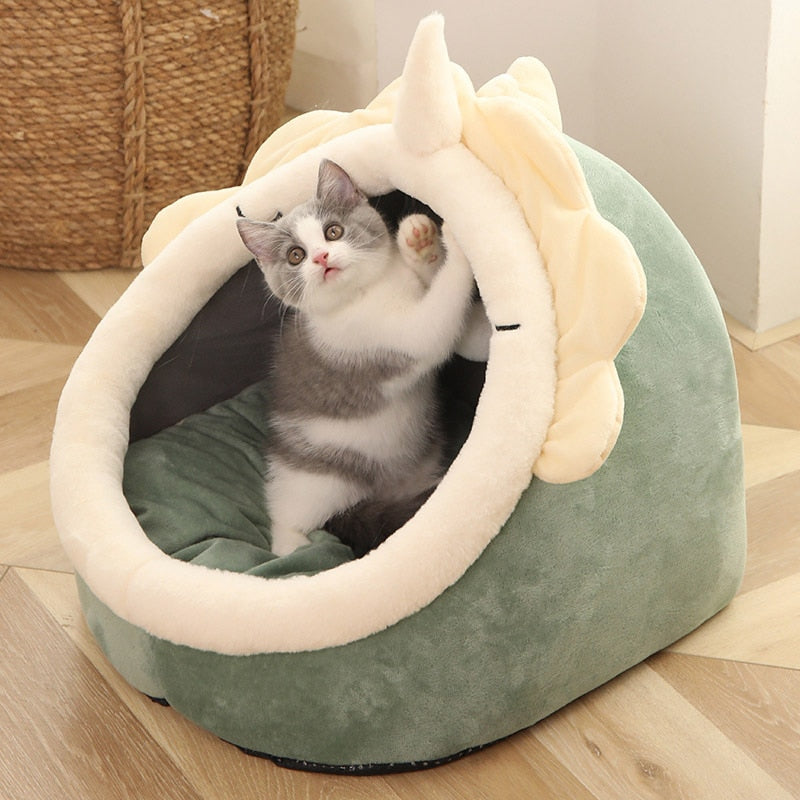 Fancy Warm Pet Bed